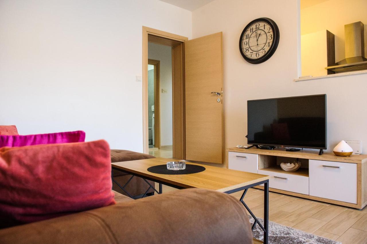 Mastrinka Apartment Traù Esterno foto